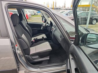 Sedici 4x4 Emotion 1.6 16V 88kW po 1. majiteli - 14