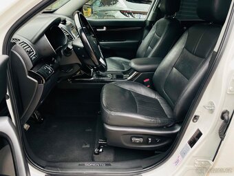Kia Sorento 2.2CRDi 145KW AUTOMAT SERVISKA TAŽNÉ - 14