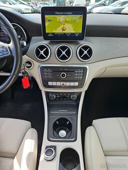 MERCEDES-BENZ CLA 2017 220CDI 125kW SHOOTING BRAKE,PANORAMA - 14