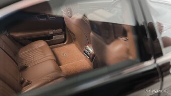 Model Mercedes-Benz S600L W221 1:18 Motorhelix - 14