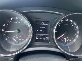 ŠKODA SUPERB KOMBI 2.0 TDI,125kW,AUTOMAT - 14