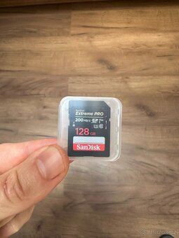 Sony Alpha A7C + 2 objektivy + příslušenství TOP STAV - 14