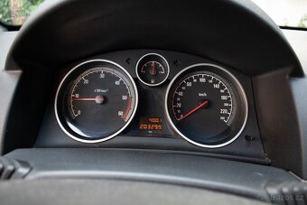 Opel Astra Caravan 1.7 CDTi 110k Essentia - 14