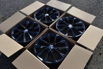 4ks NOVÉ orig.alu disky R16 Škoda Kamiq/Scala. S.Arona 5x100 - 14