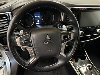 Mitsubishi Outlander 2.4i 4WD PHEV Business Edition - 14