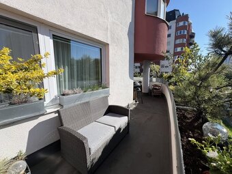 Exkluzivní 2+kk, terasa 27m2, garážové stání, Pardubice-nábř - 14