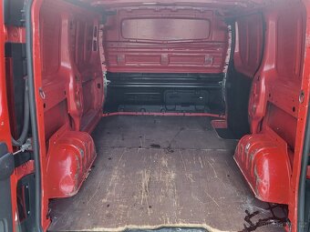 Renault Trafic 1.6dCi 70kW - 2017 - Klima - po 1.Majiteli - 14