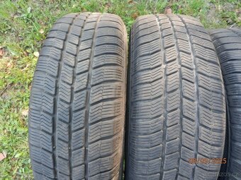 4x Obutá zimní sada ŠKODA OCTAVIA 2 BARUM 195/65 R15 - 14