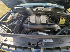 VW Touareg 7P 3.0TDI V6 - navi, tažné, pano, webasto - 14