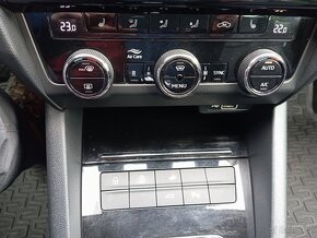 Octavia combi 2,0 TDi DSG Style Webasto - 14