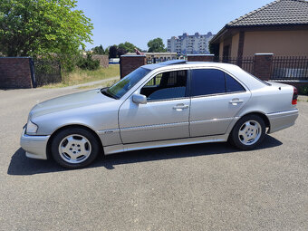 Mercedes Benz W202 2.2 SPORT AMG PAKET rok 1993 - 14