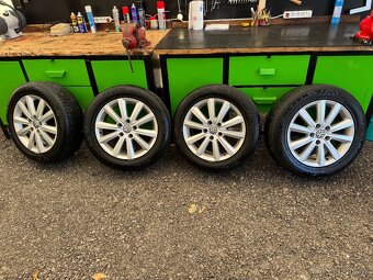 VW Multivan T6, 2,0tdi 110kW DSG, rok 2017 - 14