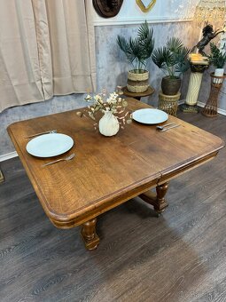 Starožitný jídelní stůl - 14