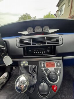 Fiat Ulysse 2,0 JTD 125 kW, r.v. 2008, počet míst 7 - 14