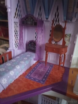 Ledové království Frozen Velký hrad Arendelle - 14