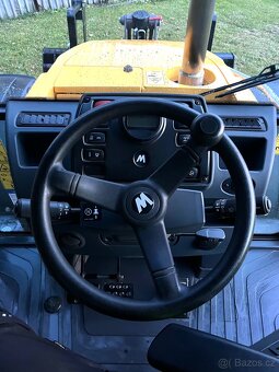 Traktorbagr Mecalac TLB 990 - 14