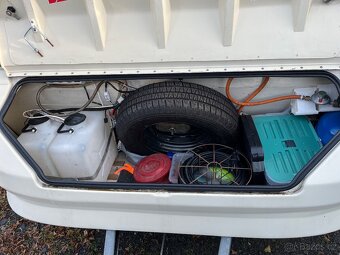 Karavan CHATEAU 380 - 14