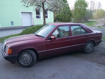 Mercedes Benz 190E 2,3 automat - 14
