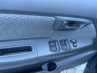 Toyota Hilux, 2,5 D-4D, 4WD, 2 sady KOL - 14