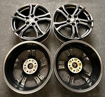 5x114,3 R17 originál Toyota RAV4 - ET 45 - 14