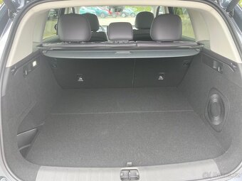 LEAPMOTOR C10 Design REeV Dojezd 975Km Nav Pan AL20 10/25 - 14