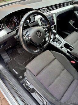 VW Passat 2.0 TDi, 110 kw, DSG, 2018, 158tkm, Comfort - 14