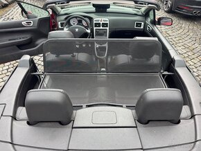 Prodám díly z tohoto vozu Peugeot 307 cc cabrio - 14