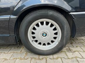 BMW 750i E38 - 14