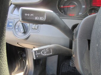 VW PASSAT 1,9TDI 77kw Tažné Klima 05/2007 CZauto - 14
