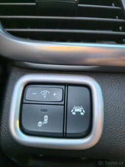 Kia Optima Hybrid - 14