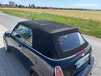 Mini Cabrio 1,6i 85 kw rok 2006 - 14