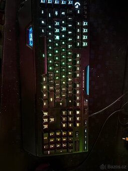Logitech G910 Orion Spectrum - 14