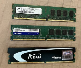 Paměti RAM do PC, typu DDR, DDR2 a DDR3, uvedená cena je za - 14