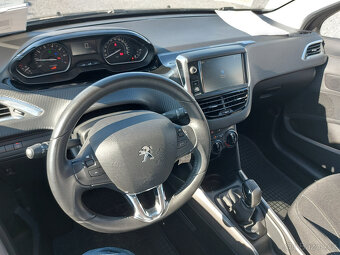 Peugeot 2008 1,2 ALLURE/S&S/ČR/ 1.MAJITEL - 14