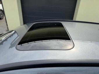 Prodám Mercedes-Benz E 220 d AMG SLEVA - 14