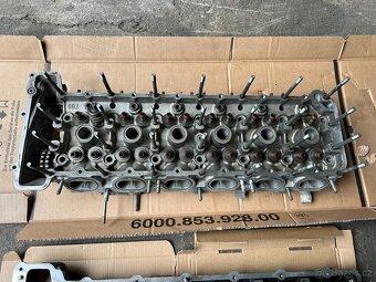 BMW E36 M3 3,0 S50B30 hlava motoru - 14