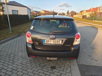 Toyota Verso 1.8 VVTi - 14