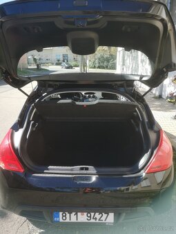 Peugeot 308 1.4i 100tkm Kup CZ Serviska Klima Nové pneu - 14