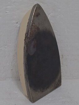 Retro nahřívací žehlička - 14