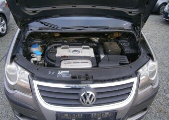 Volkswagen Touran Cross 1.4TSi,2x kola benzín manuál 103 kw - 14