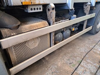 MB ACTROS 2532 L 6X2 - 14