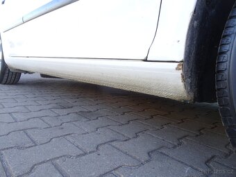 Škoda Octavia 1.6i Combi, DPH - 14