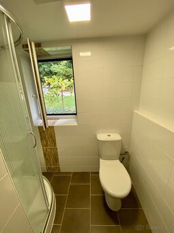 Stavebni pozemek 302 m2 s chatou u reky Svitavy - 14