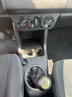 SUZUKI Swift 1,3 / 2006 / 167xxx km - 14