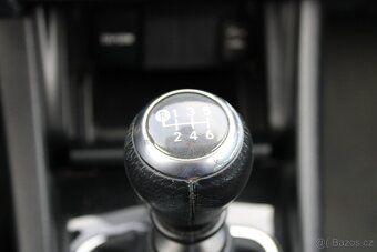 Toyota Auris, 1,6 Valvematic, 1.maj.,ČR,serviska,TOP - 14