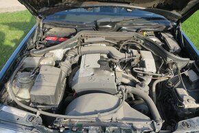 MERCEDES BENZ E 220E 124, BEZ KOROZE - 14