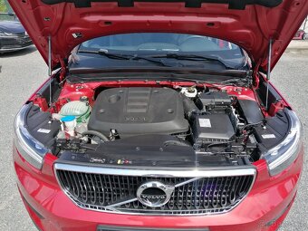 Volvo XC40 2.0 D3 LEDKůžeHARMAN /KARDON - 14