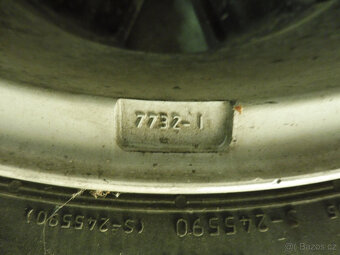 Prodám orig. 15" litá kola s letními pneu. na CITROEN C 3 - 14