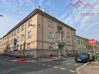 Pronájem bytu 2+1/B, cihla, 80 m2, centrum Chomutova - 14