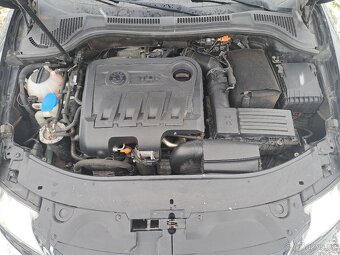 Škoda Superb 2, 2.0 TDI, 125 kW, DSG, 11/2012 navi, tažné - 14